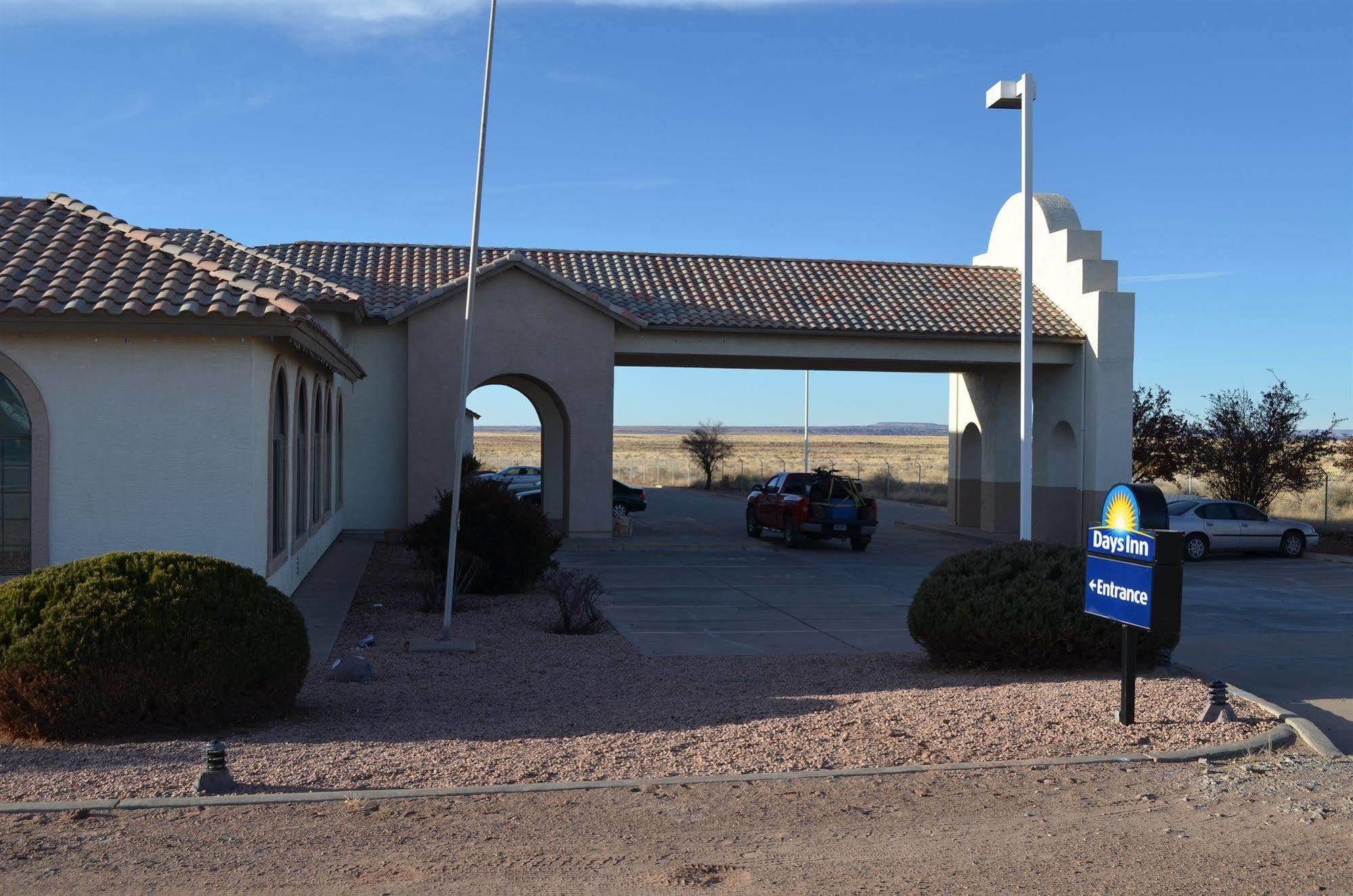 Days Inn By Wyndham Holbrook Exterior photo